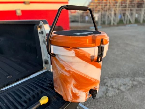 bucket cooler