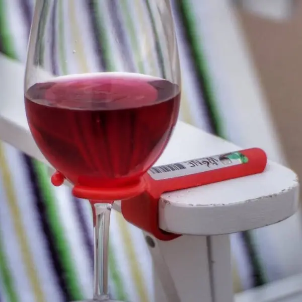 outdoor wineglass holder