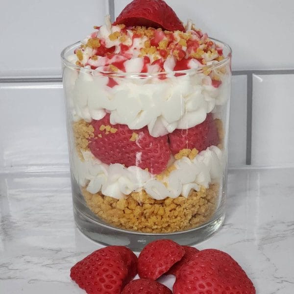 Strawberry Delight candle